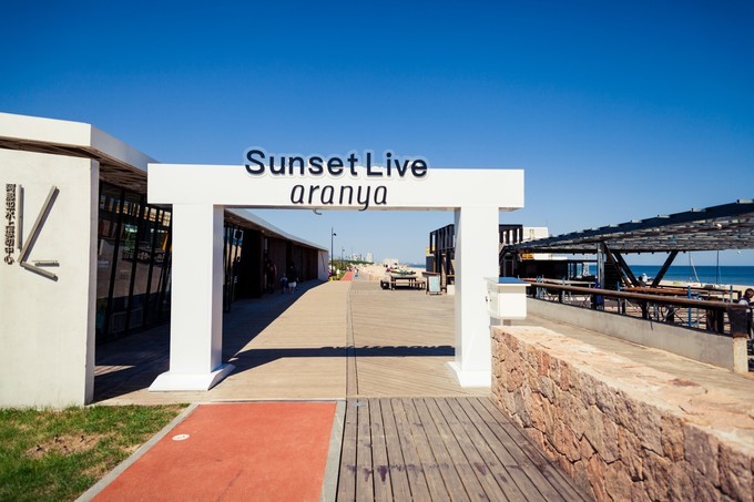 1583202329872458.jpeg 阿那亞·黃金海岸社區(qū)海邊慢跑道3.jpeg